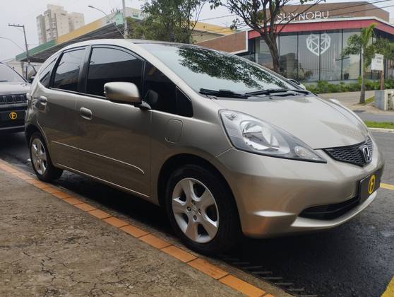HONDA FIT 1.4 LX 16V FLEX 4P MANUAL
